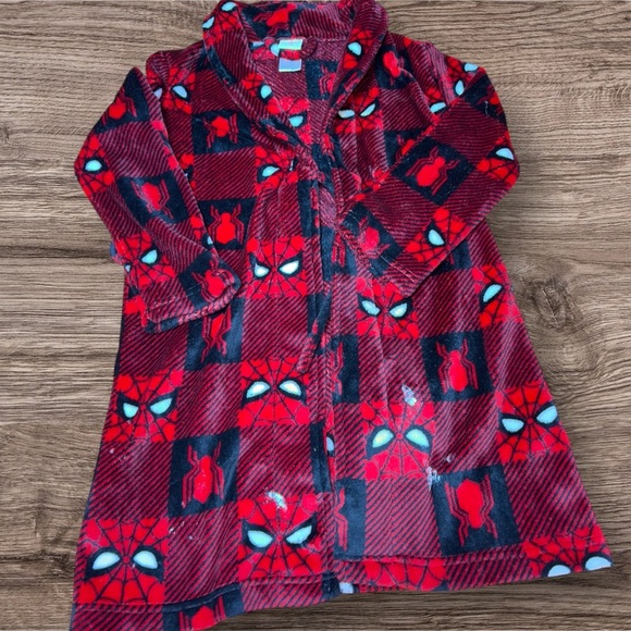 Marvel Red and Black Spider-Man Robe - Picture 1 of 2